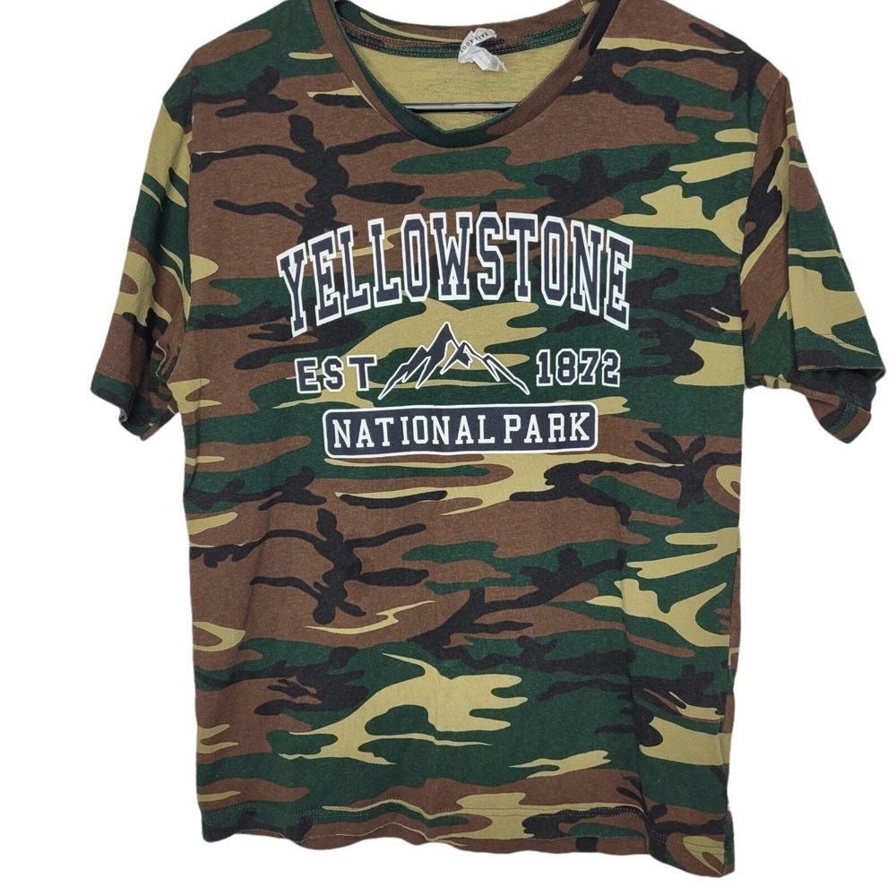 Yellowstone National Park Est. 1872 Camoflauge‎ T-Shirt Adult Size Medium